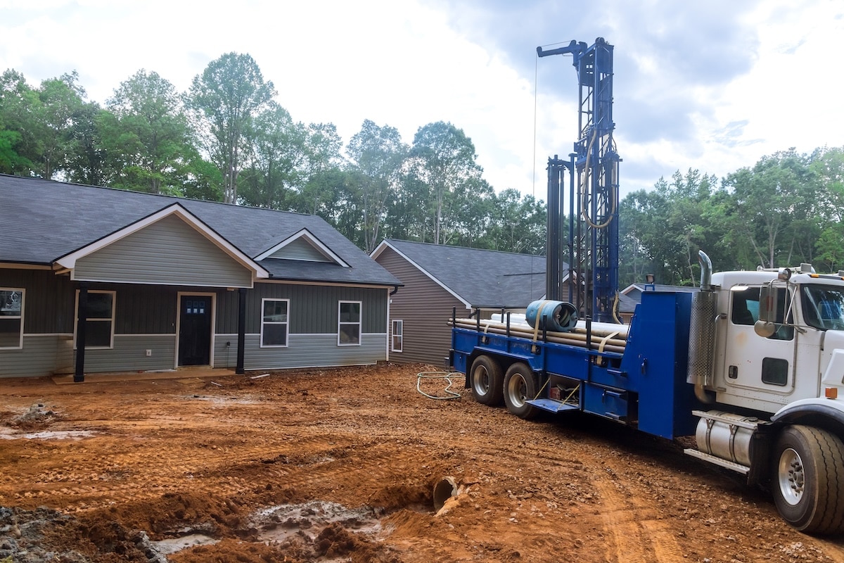 DLGWV is warning landholders to take care when getting a water bore drilled, ensuring they use only properly licensed drillers.